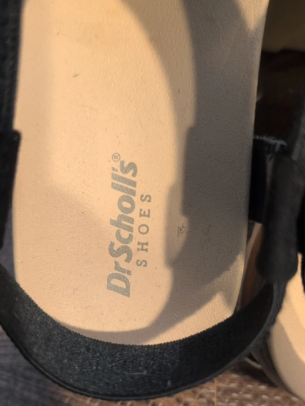 Dr. Scholl's Women's Islander Sandal Size 8 Black Microfiber - Picture 2 of 7